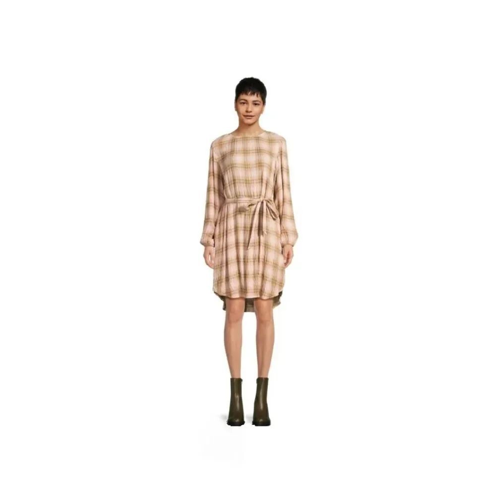 🆕👗Time and Tru Belted Mini Dress